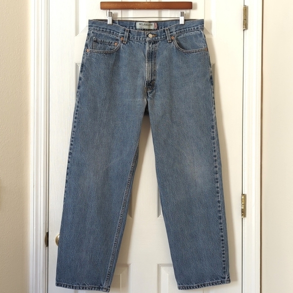 Levi's Y2K 550 Classic Medium Wash Relaxed Fit Straight Leg Denim Jeans 36 x 30 - Picture 1 of 16